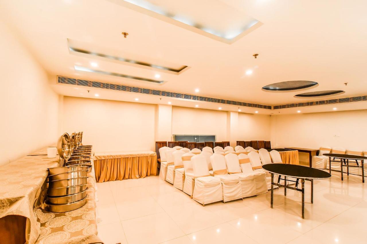 Fabhotel Prime The New Heaven Ню Делхи Екстериор снимка